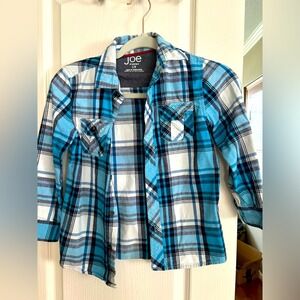 Joe fresh. Size small. Long sleeve button up‎ flannel like material shirt.  0906